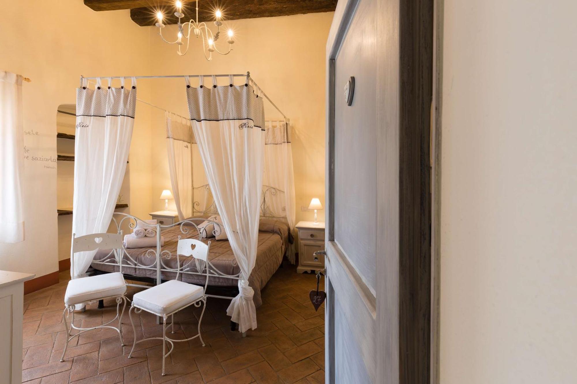 Agriturismo Le Torri Di Porsenna Petrignano Del Lago 외부 사진