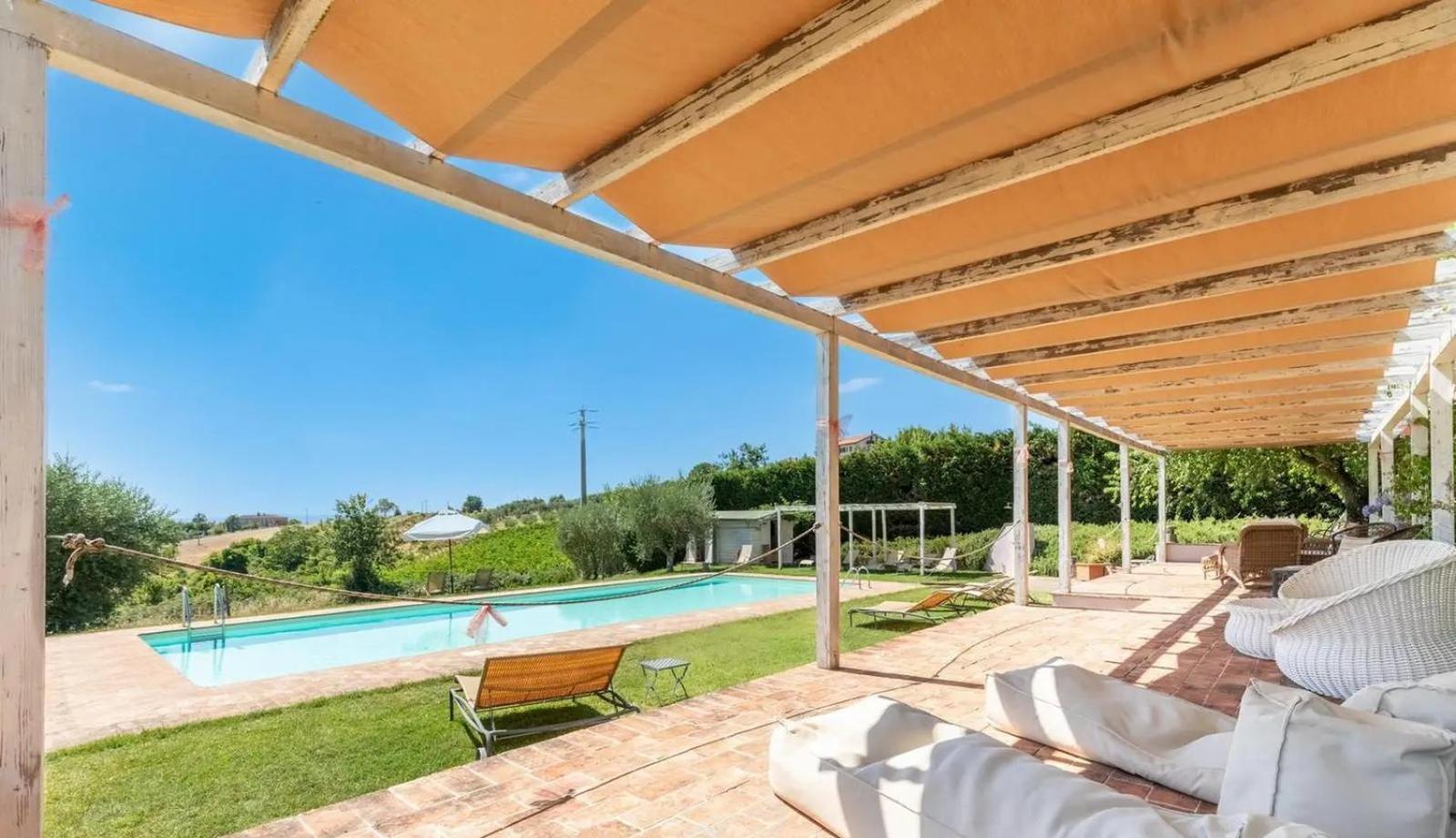 Agriturismo Le Torri Di Porsenna Petrignano Del Lago 외부 사진
