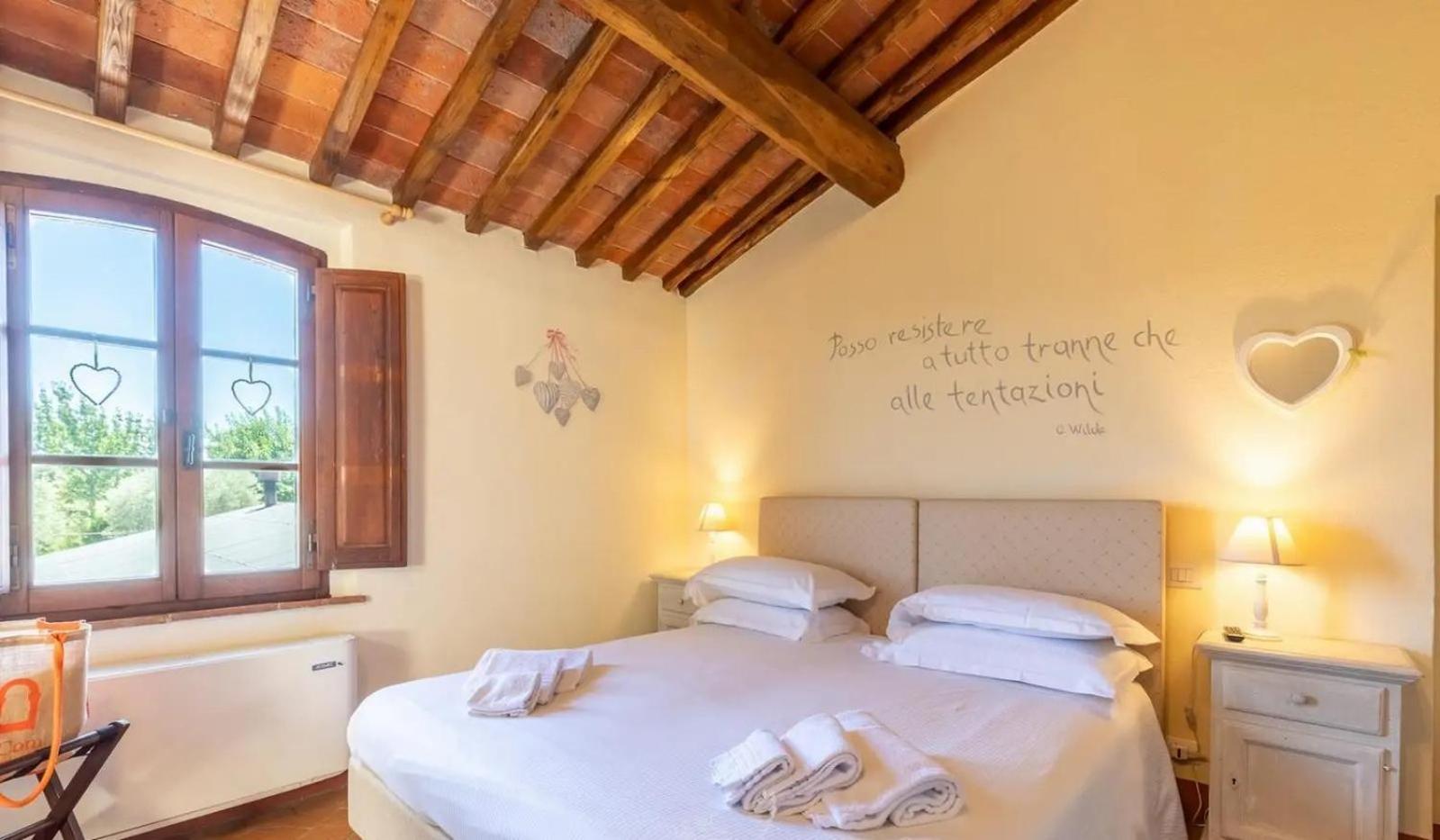 Agriturismo Le Torri Di Porsenna Petrignano Del Lago 외부 사진
